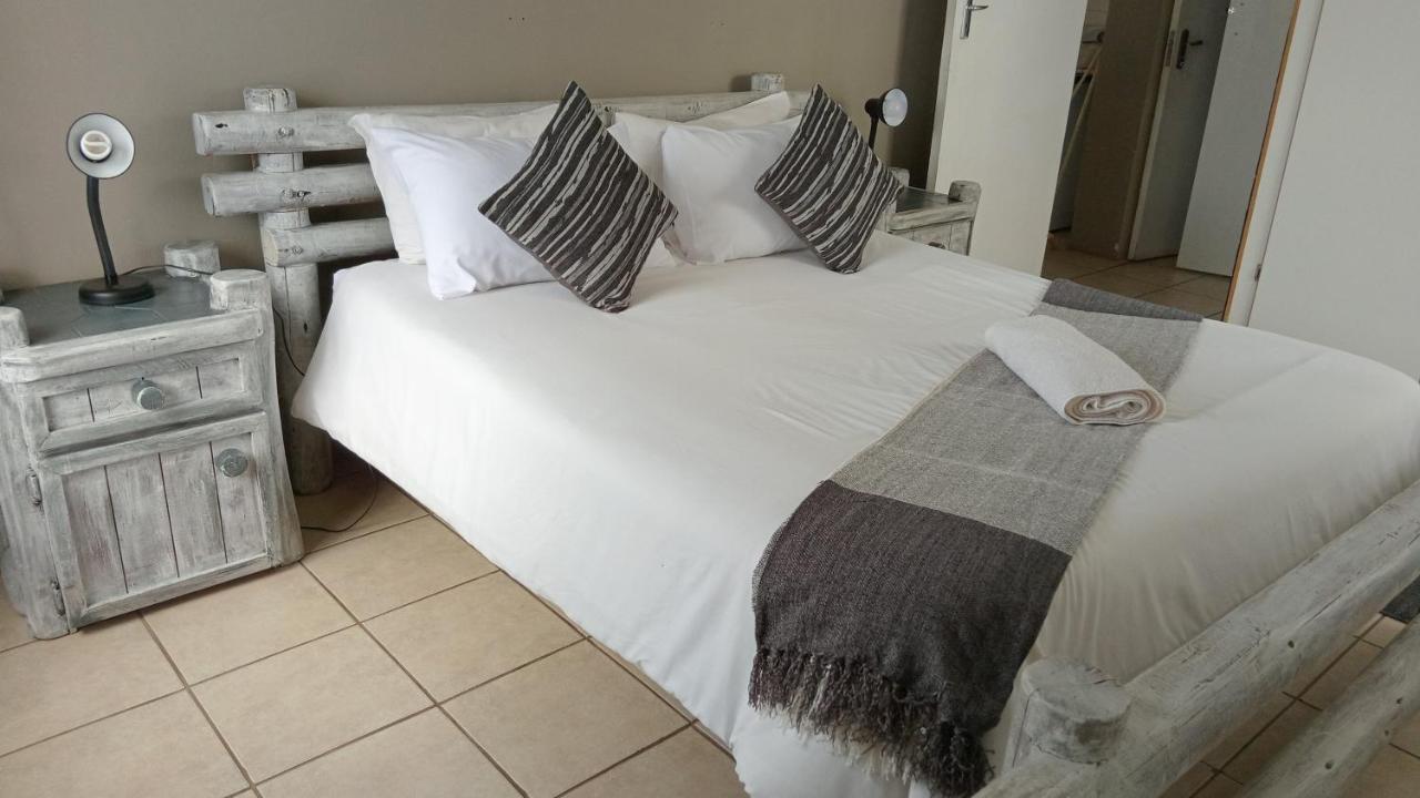 3 on Naude - B&B