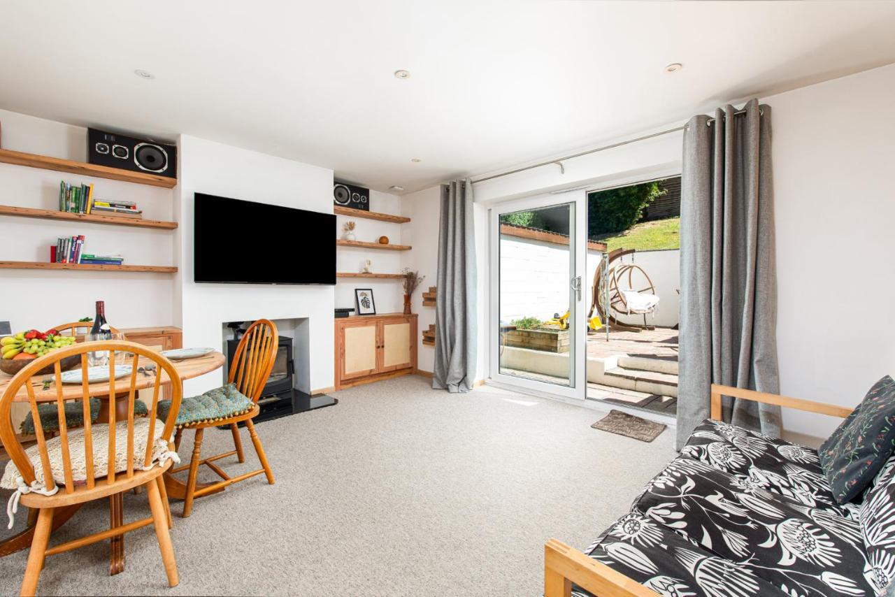 Comfortable and Quiet 2 Bed House-Parking-Families - B&B Bristol