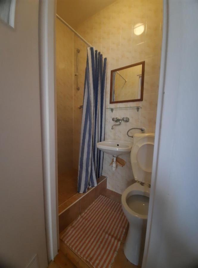 Small Single Room