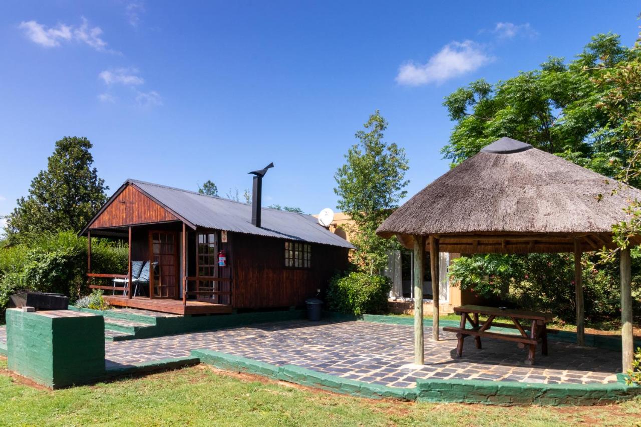 Nullarbor Cottages - B&B Magaliesburg