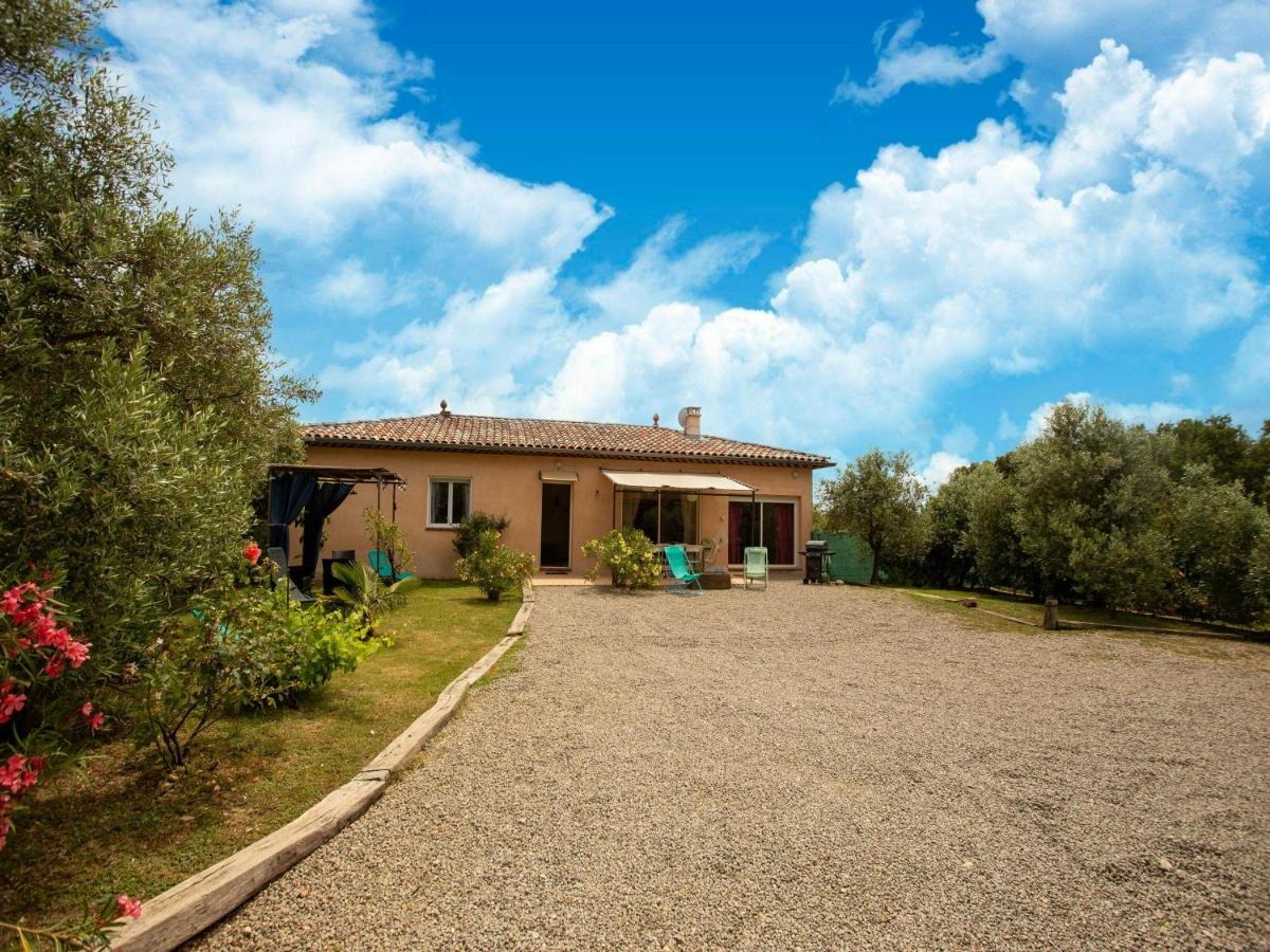 Casa-des Lavandes villa pittoresque à Montmeyan - B&B