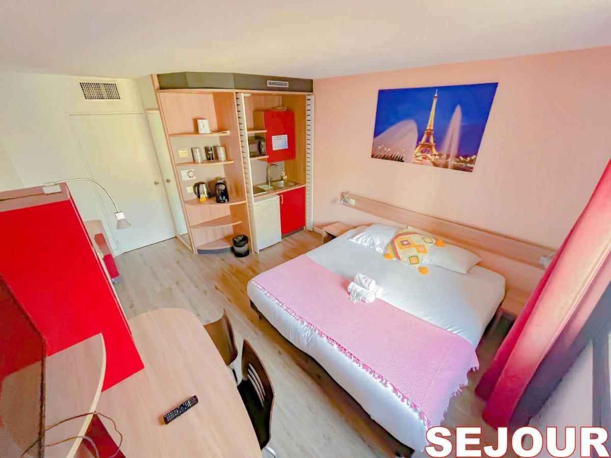 5 min de Paris 10 min du Zénith et Grande Halle - B&B