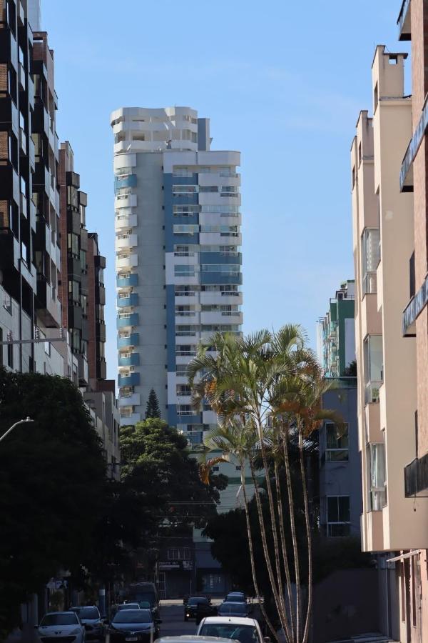 Conforto Completo e Privacidade a 700 metros da Praia - B&B