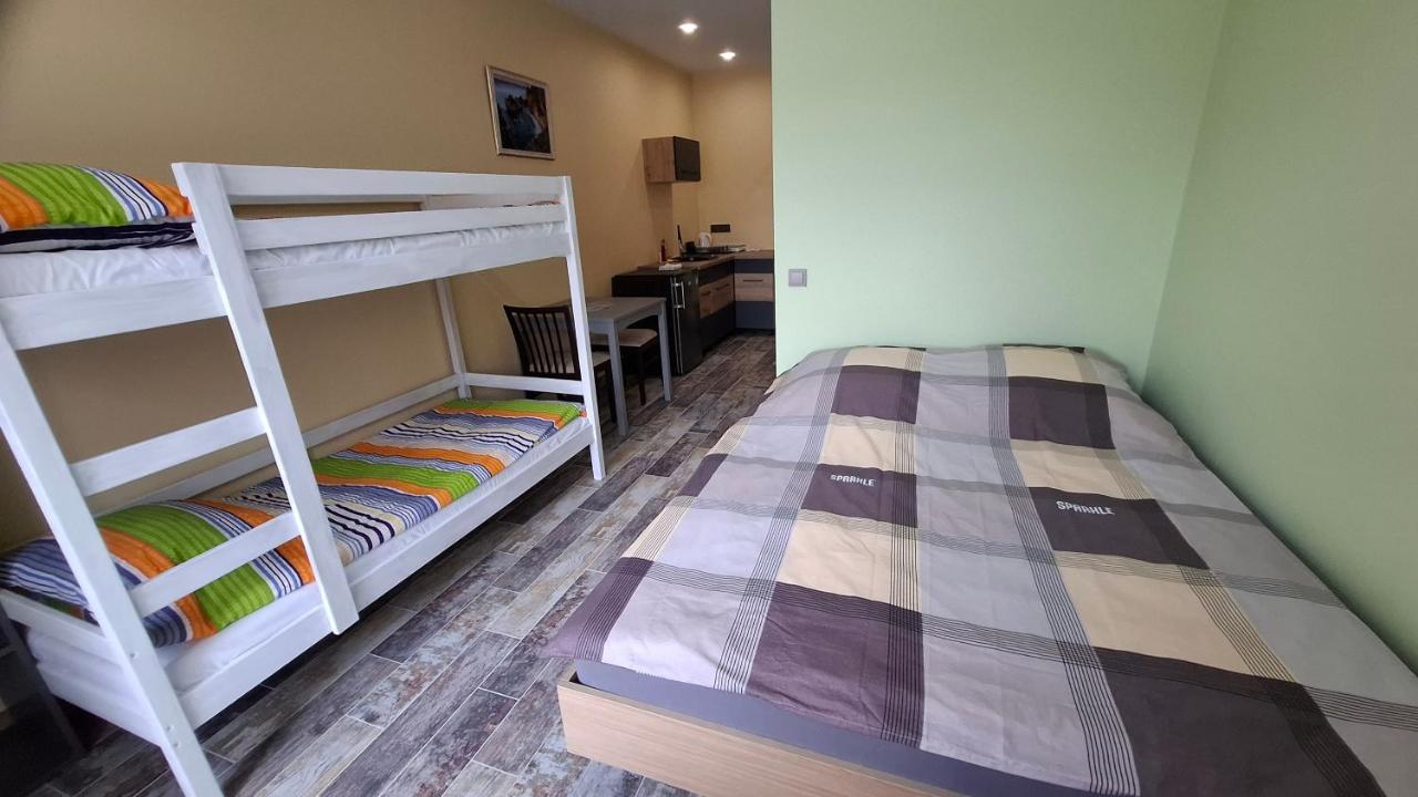 Quadruple Room with Terrace