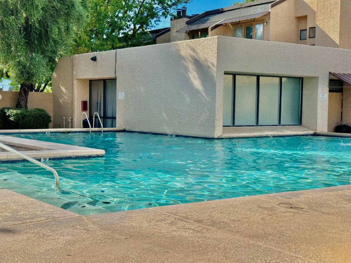 Sabino Canyon Comfy with Pool and Spa - B&B Tucson