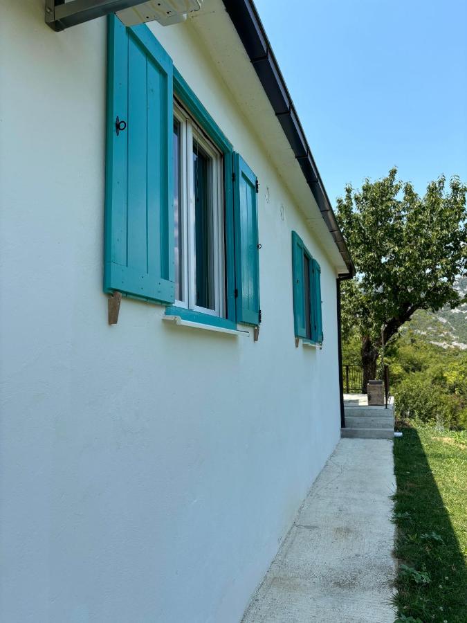Deaf Valley Apartment 2 - B&B