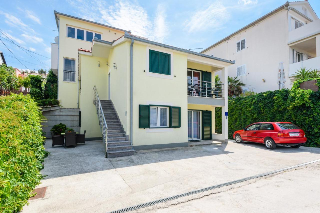 Apartments Salona - B&B Traù
