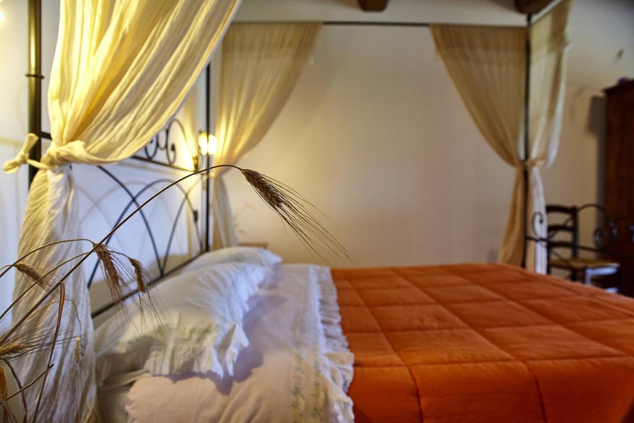 Deluxe Room (2 Adults + 1 Child)