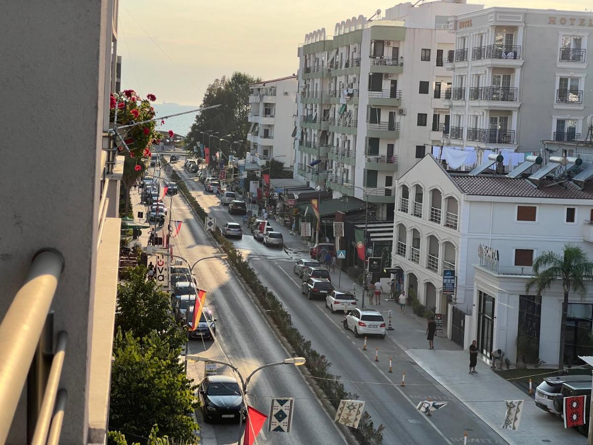 Iona Apartment Golem 2 - B&B Polisi i Vogël