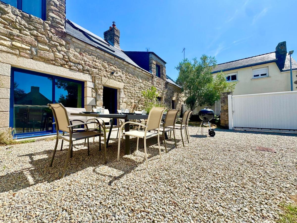 Riantec- Ti Gwenvael - Grande Maison avec Baby Foot et Terrain Clos - B&B