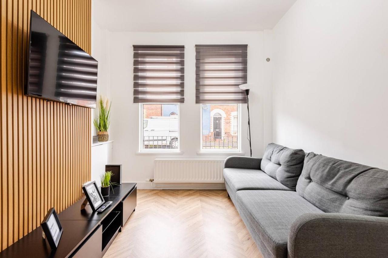 Modern 2br Free Parking Walk To City - Ferienwohnung Belfast