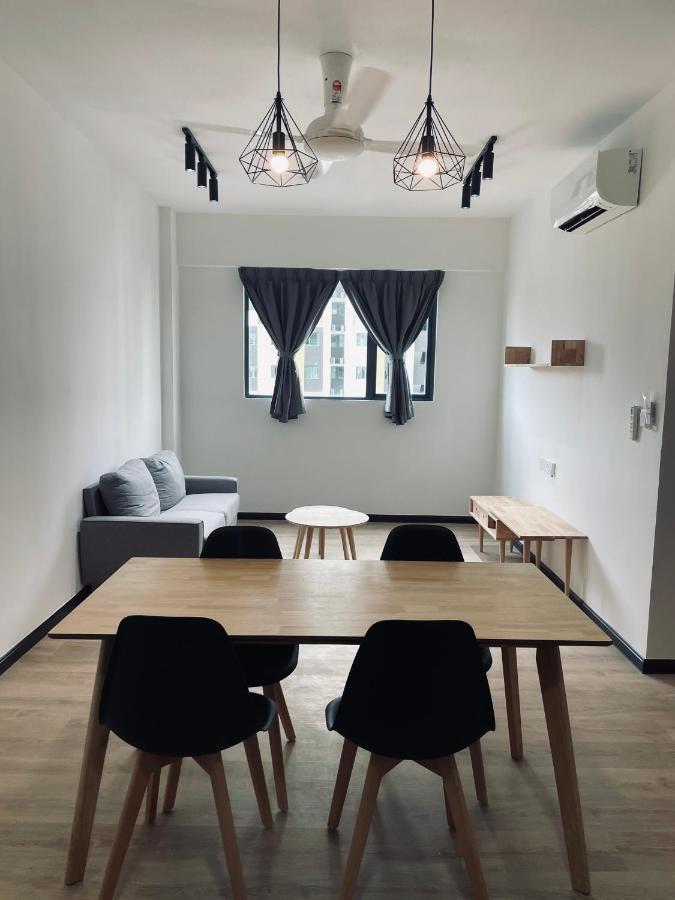 Homestay V21 Residence - Bed and Breakfast Kota Kinabalu