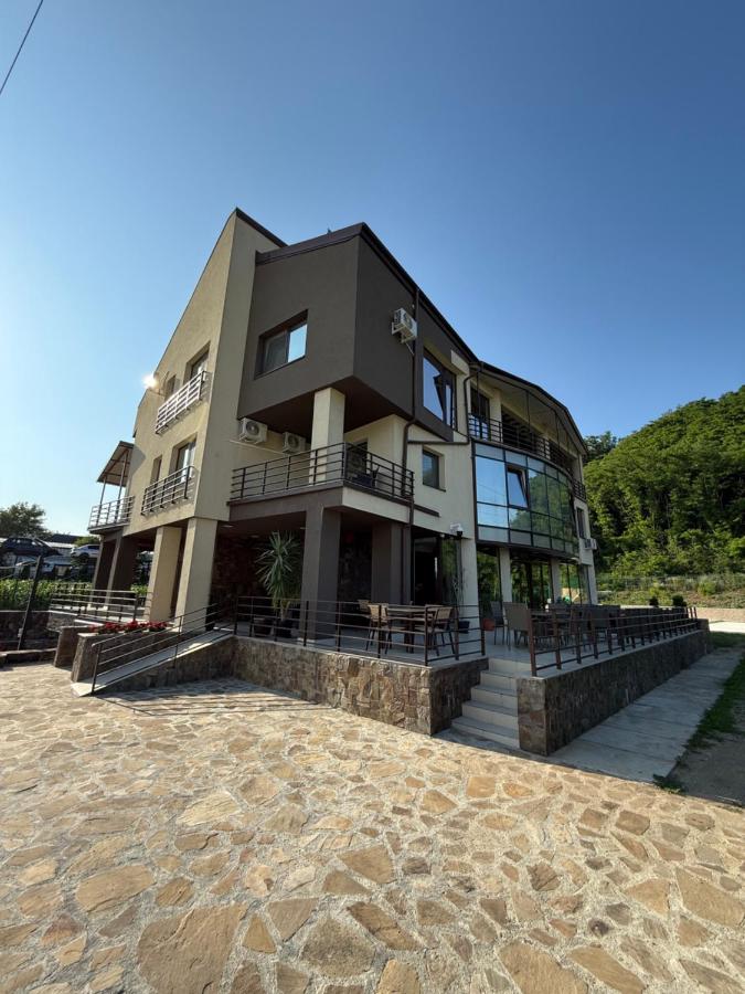 Vila Premiere Bistro-Spa - B&B