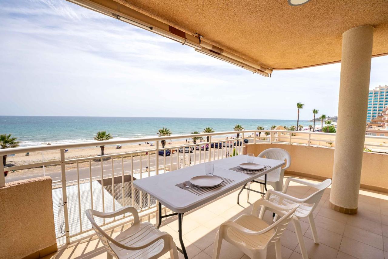 Apartment mit 3 Schlafzimmern und Meerblick