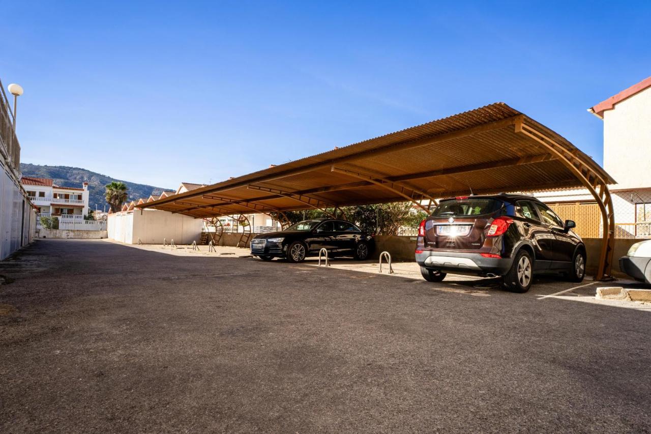 Appartamento con 2 Camere da Letto e Terrazza 