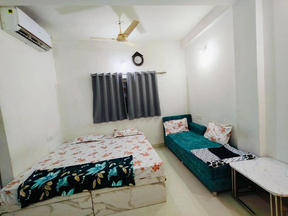 Habitación Doble con balcón (3 adultos)
