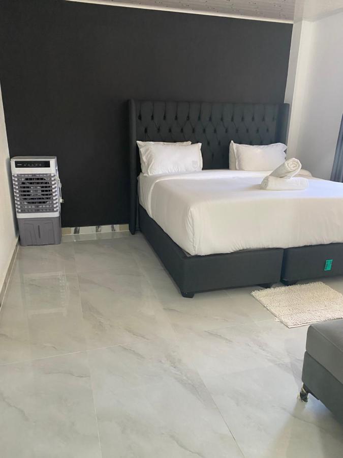 Ramachi Apartment A - Ferienwohnung Livingstone