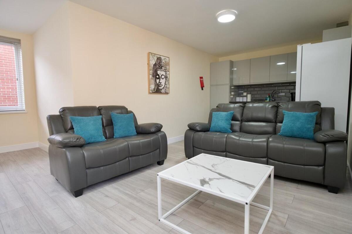Warwick Row Apartments Coventry City Centre - Flat 5 - Bed and Breakfast Coventry