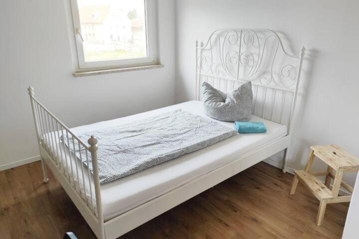 Flat for 6,best price for month, best for workers - Bed and Breakfast Elster