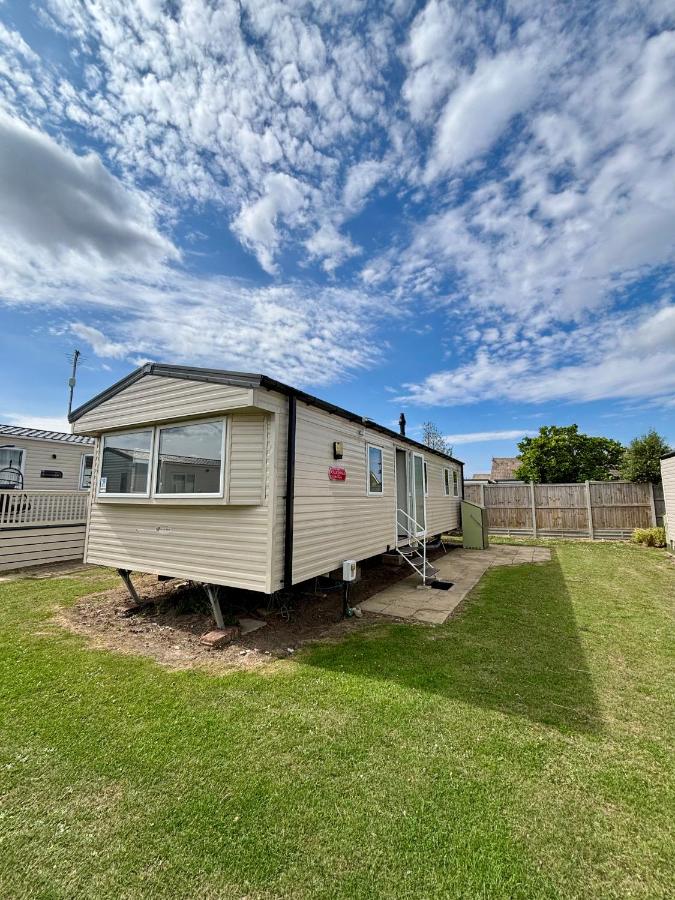 Seaview Holiday Rentals - Rear Park - B&B