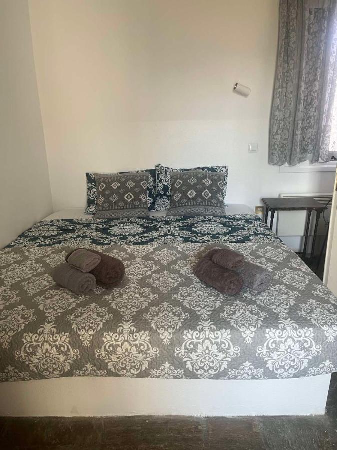 Cozy house by the sea - B&B Batsíon