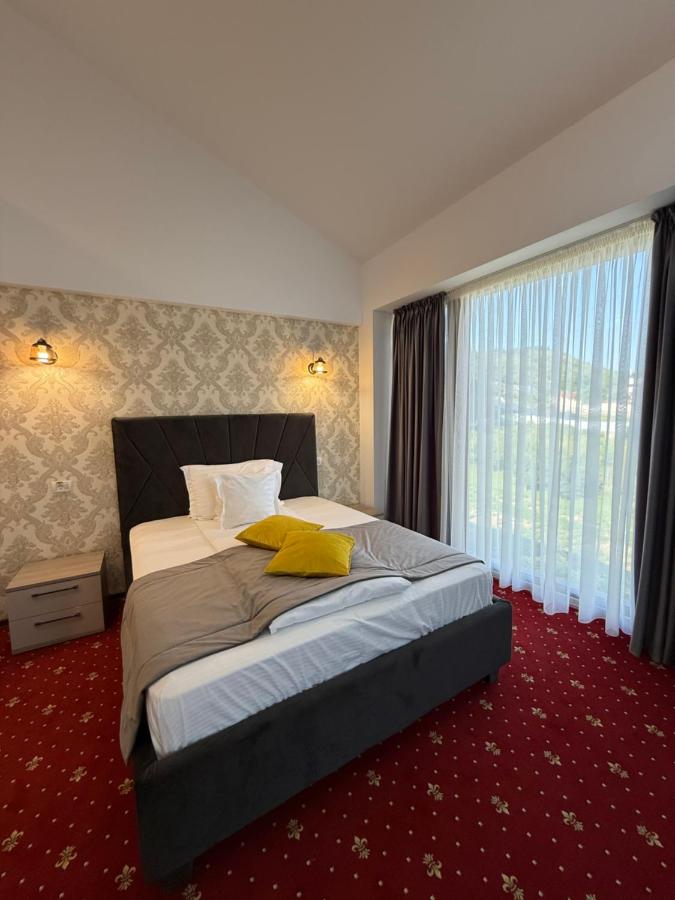 Two-Bedroom Deluxe Apartment