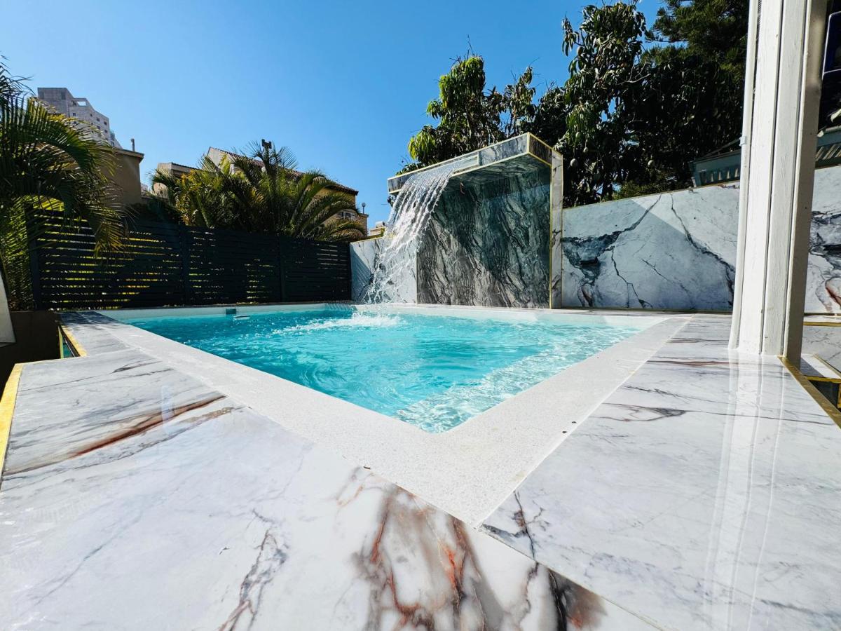 Luxury Villa 6BR with Swimming Pool by Beach - Villa Costa - B&B Rishon LeTsiyyon