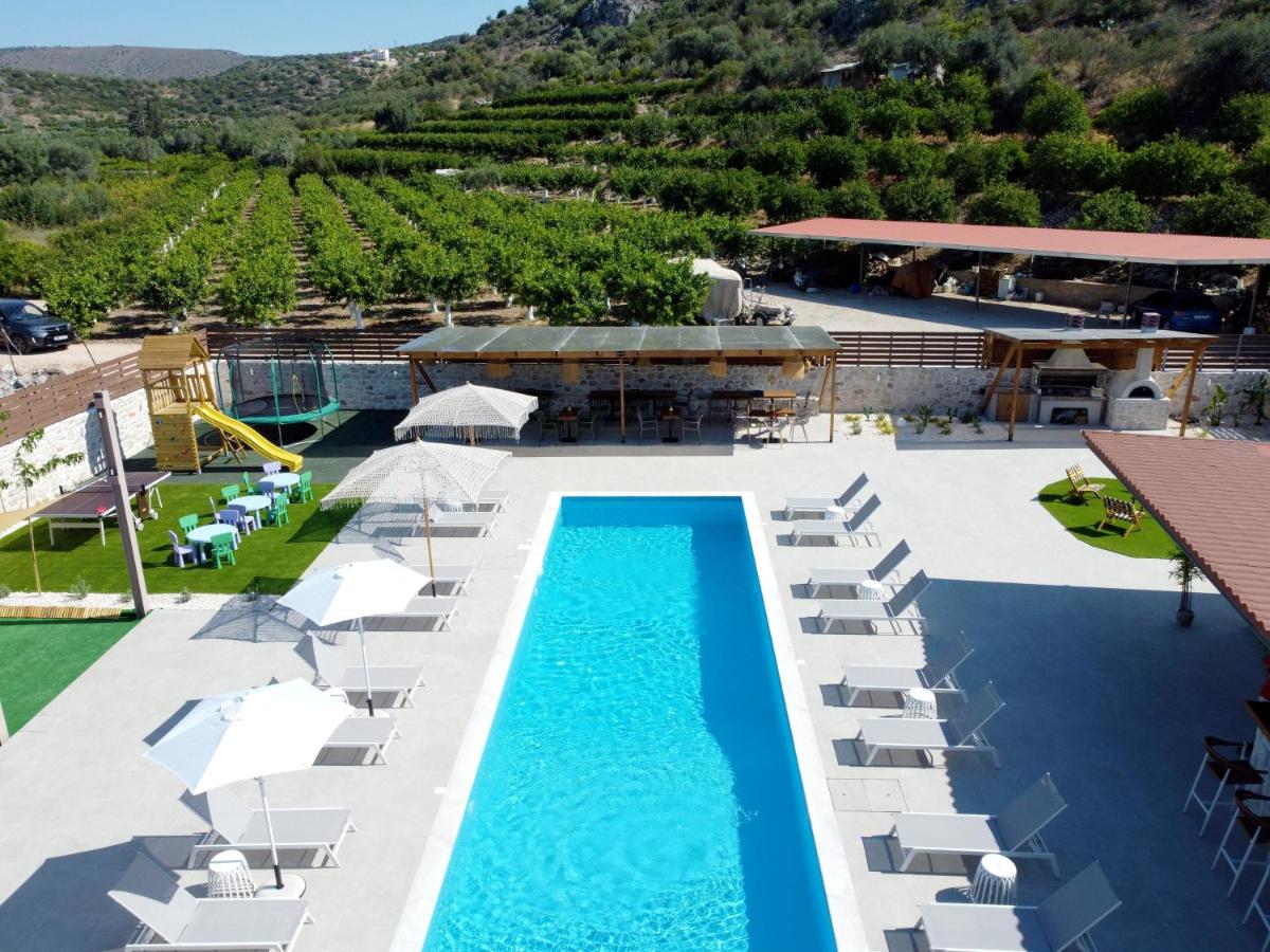 Stork Holiday Apartments - Garden & Sea View - B&B