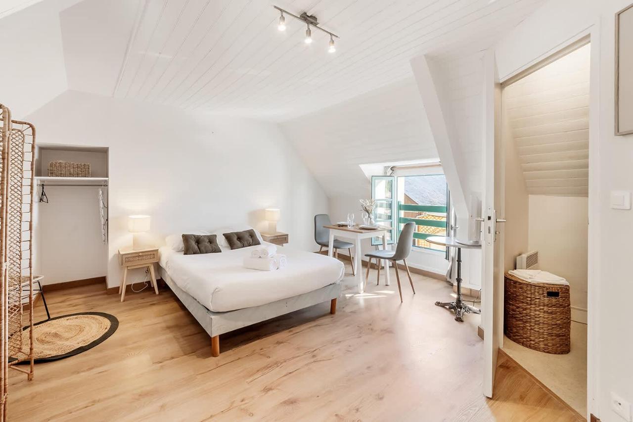 Bord de l'eau 5 - Studio - Sea view - B&B Cancale
