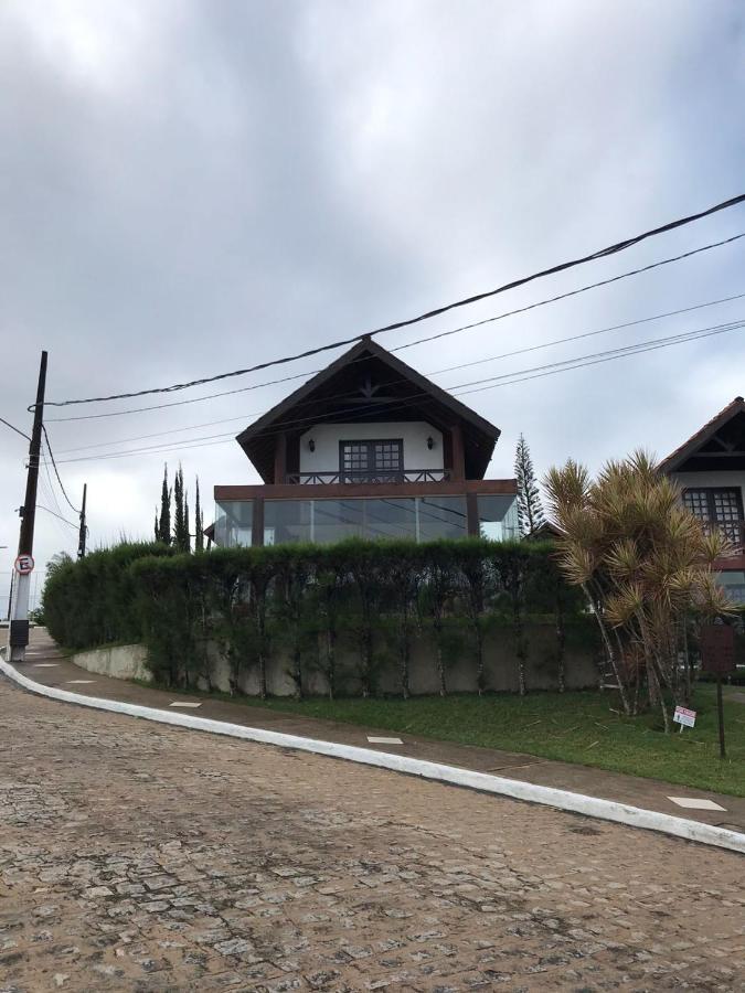 Condomínio Serra Nevada - Chalé 202 - B&B