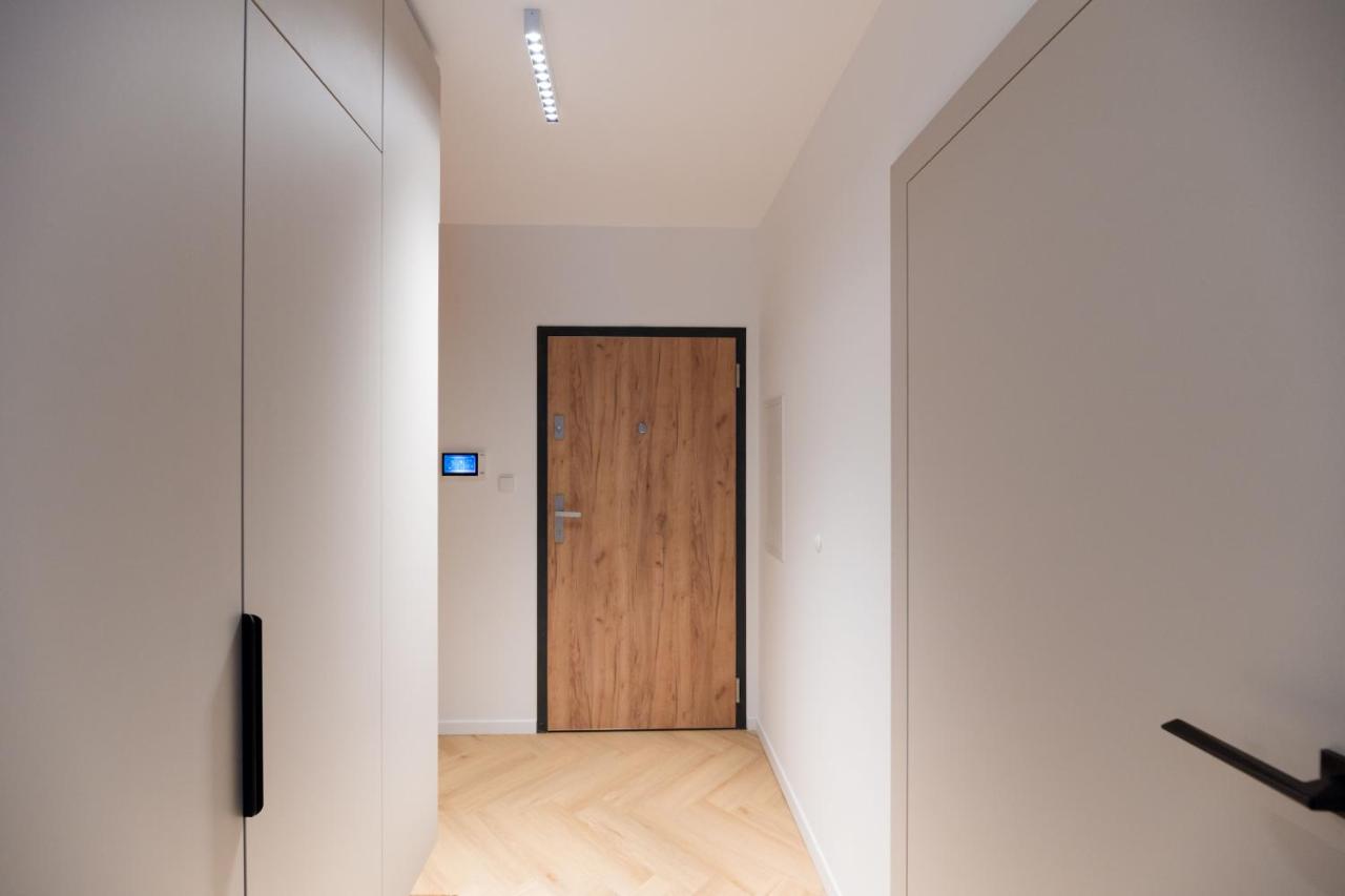 Harmonia II Apartament with parking - Chambres d’hôtes Toruń