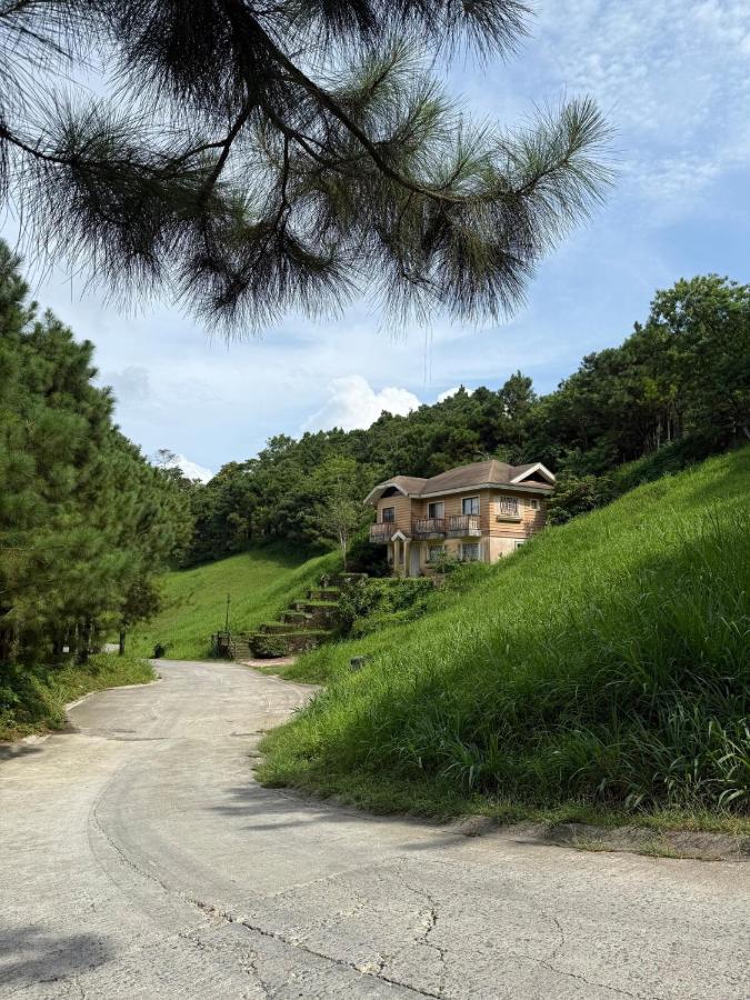 Angsana Breeze-Alpine Crosswinds Tagaytay - B&B Ulat Segundo