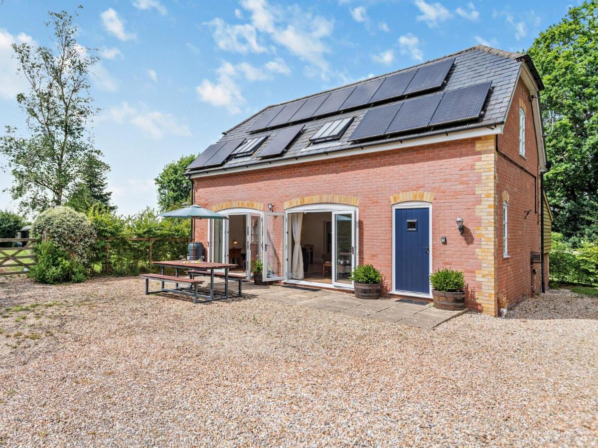 3 bed property in Sturminster Newton Dorset RCORN - B&B