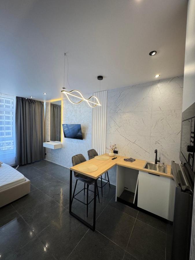 Apartment with terrace sea view - B&B Odesa
