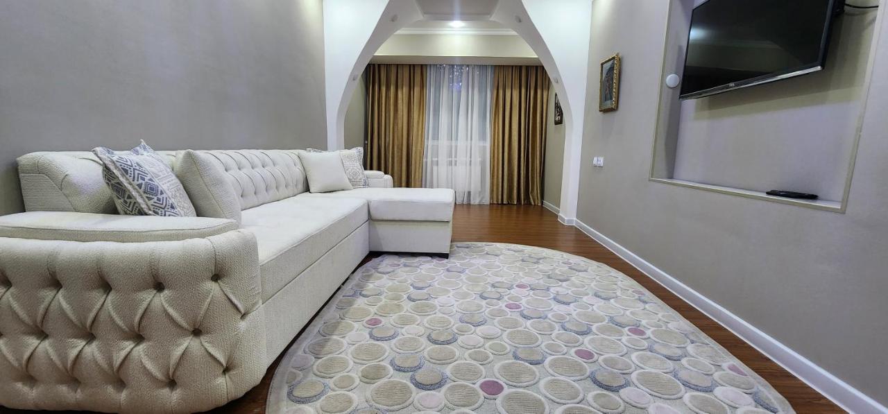 Independence Square Apartment - B&B