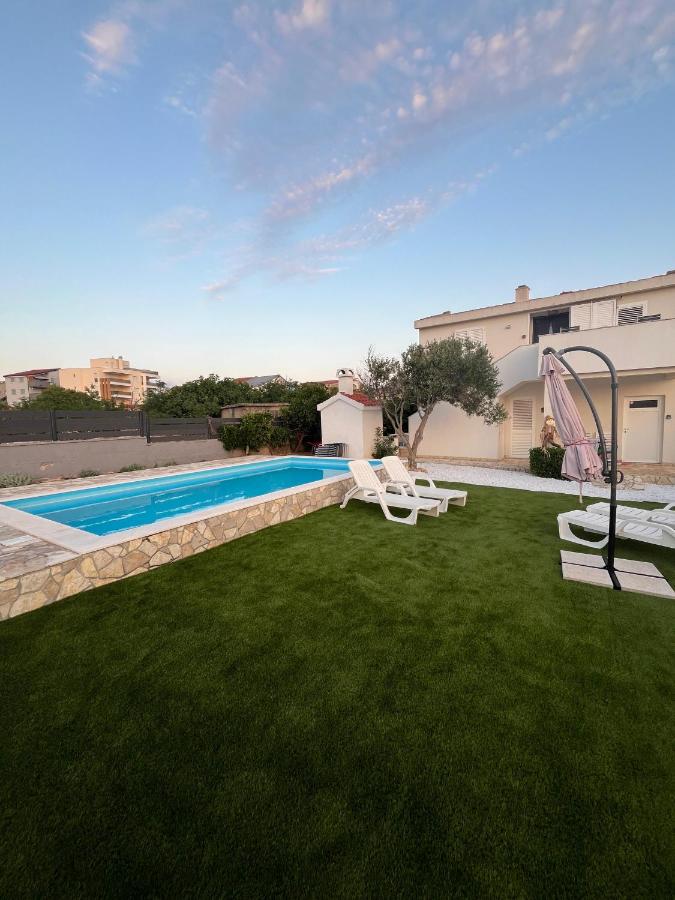 Apartments PUPA - B&B Povljana