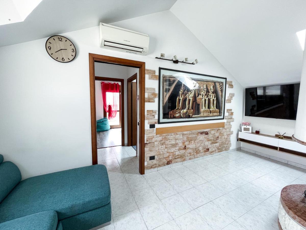 Cinema Terrace - Locate Triulzi, Milano - B&B Locate di Triulzi