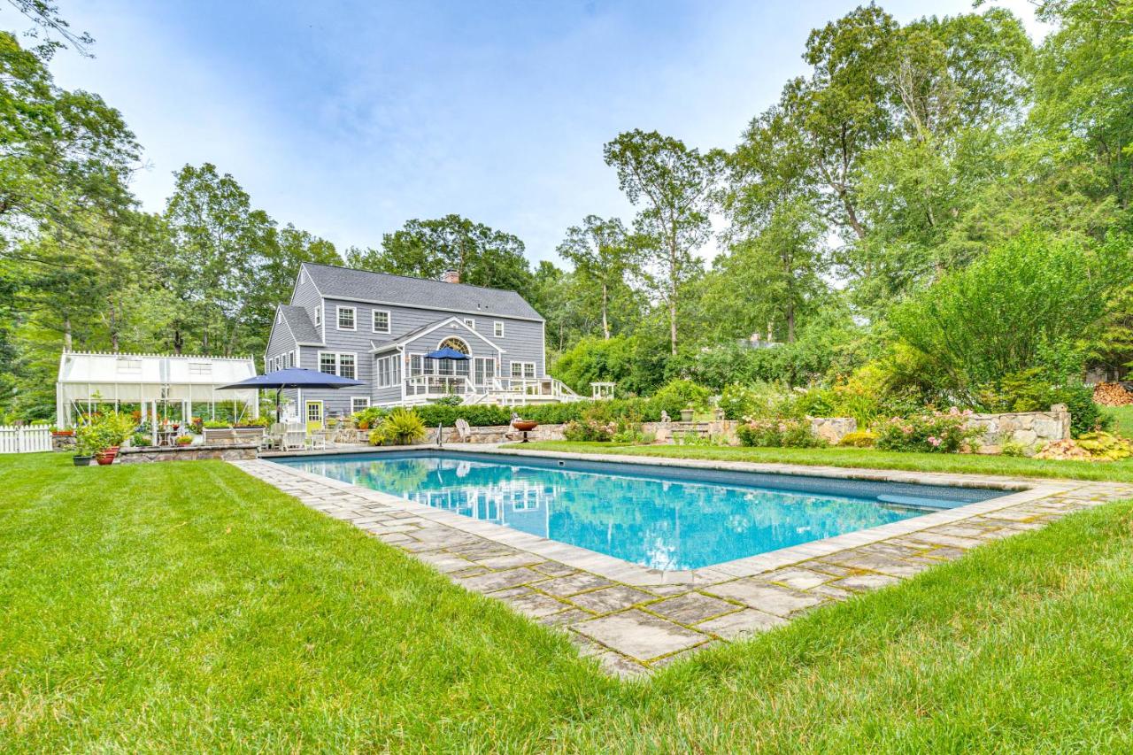 Pool, Sunroom & Gardens: Luxe Sandy Hook Home! - B&B Sandy Hook
