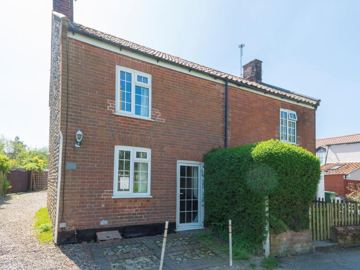 2 bed in Trunch KT035 - B&B