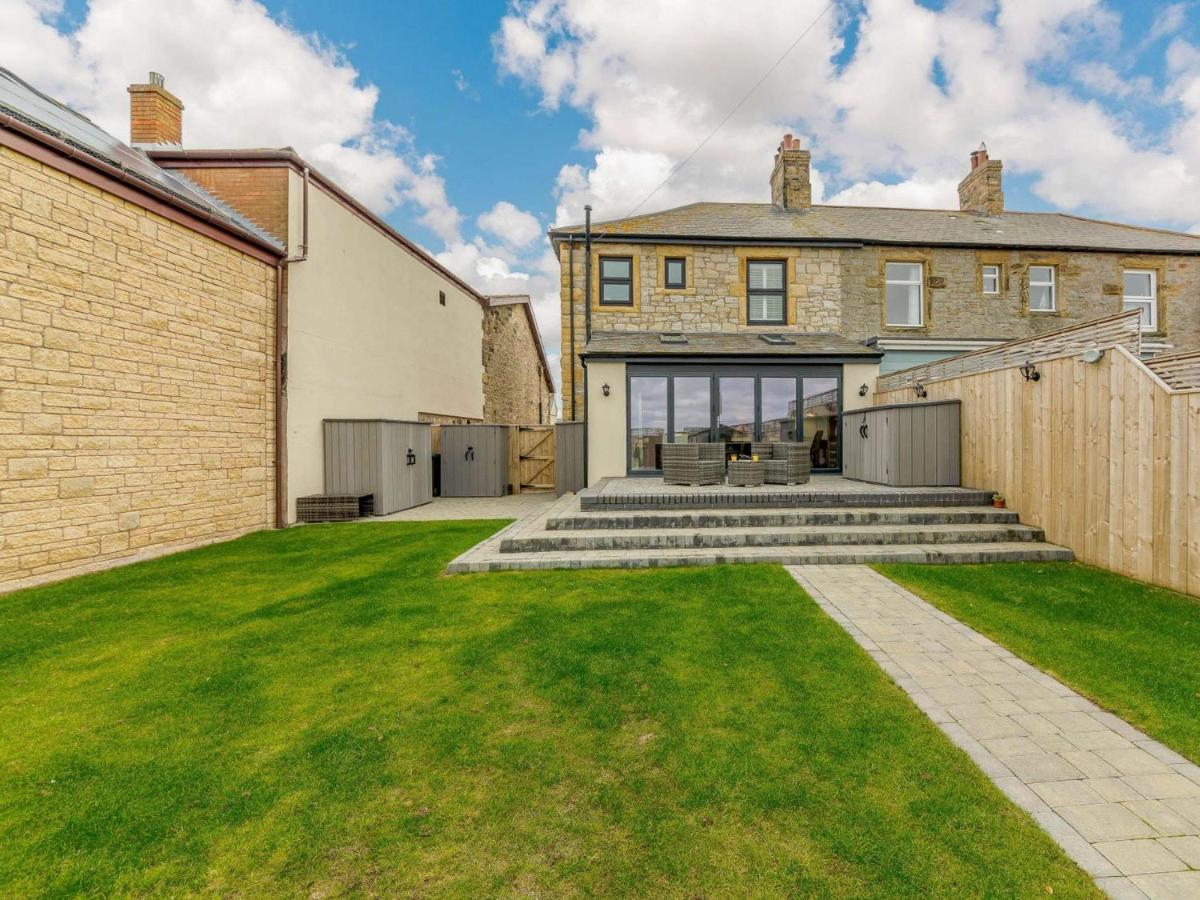 3 Bed in Seahouses 81331 - B&B