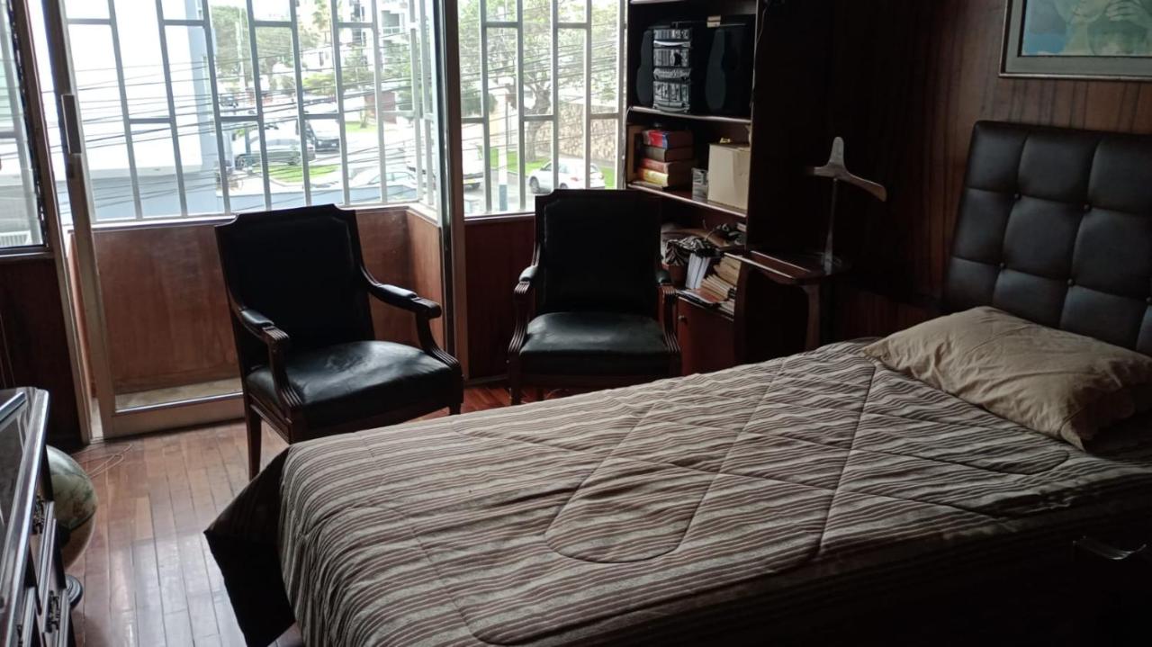 Alquiler de Habitación en El Golf de San Isidro - Ferienwohnung Lima