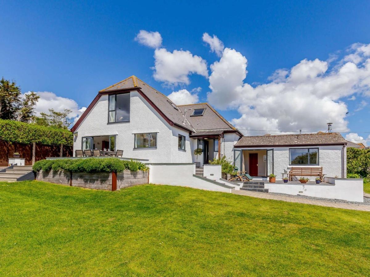 4 Bed in Wembury 81118 - B&B