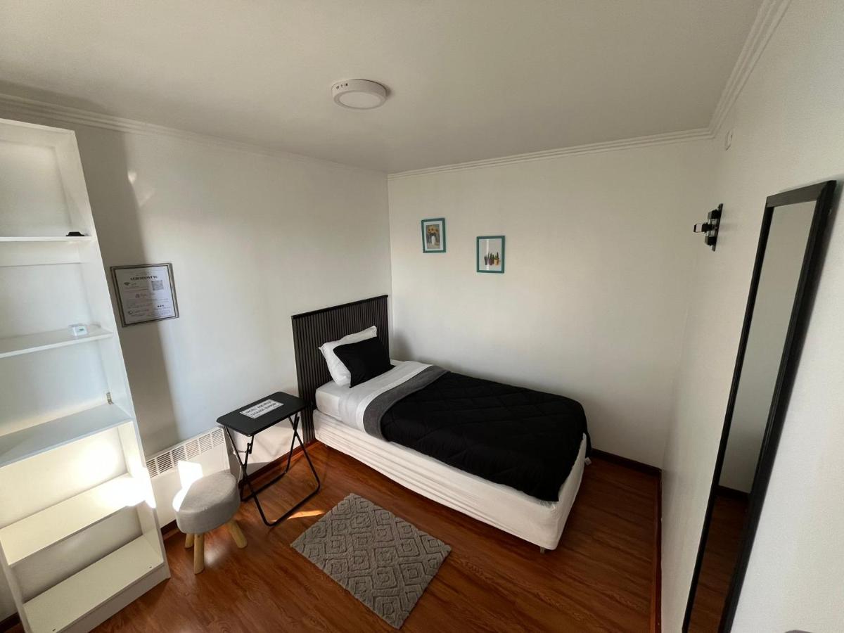 Hab Simple cerca del Aeropuerto con Baño Compartido - B&B