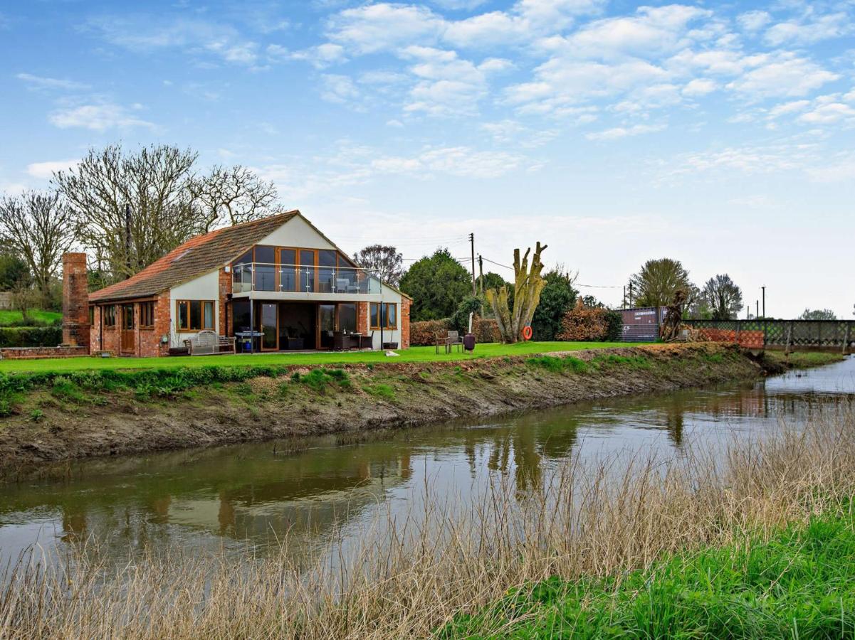 2 Bed in Langport 94450 - B&B