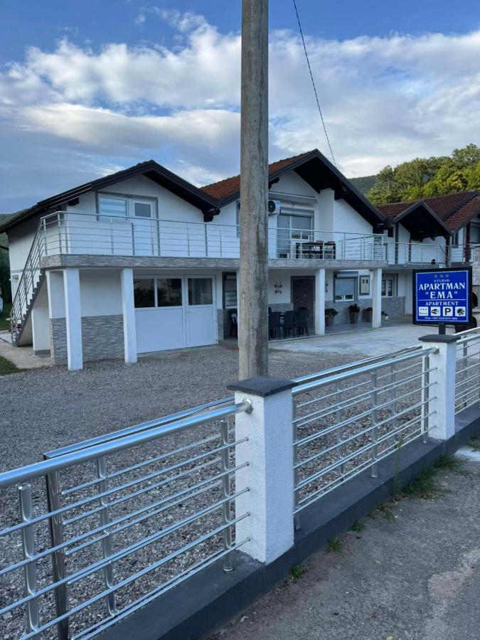 Apartman Studio EMA - Ferienwohnung Orašac