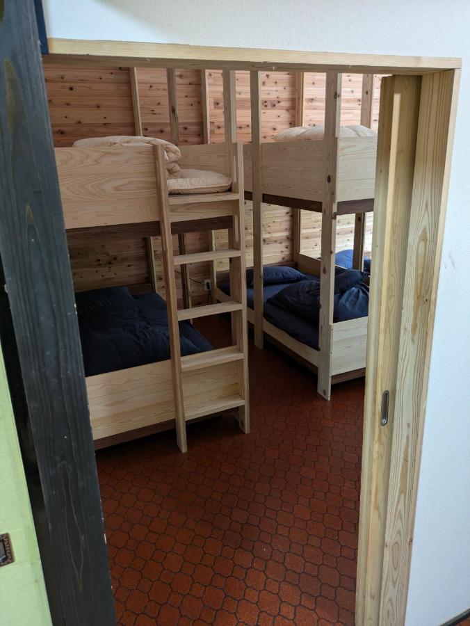 Posto Letto in Dormitorio per 6 Persone