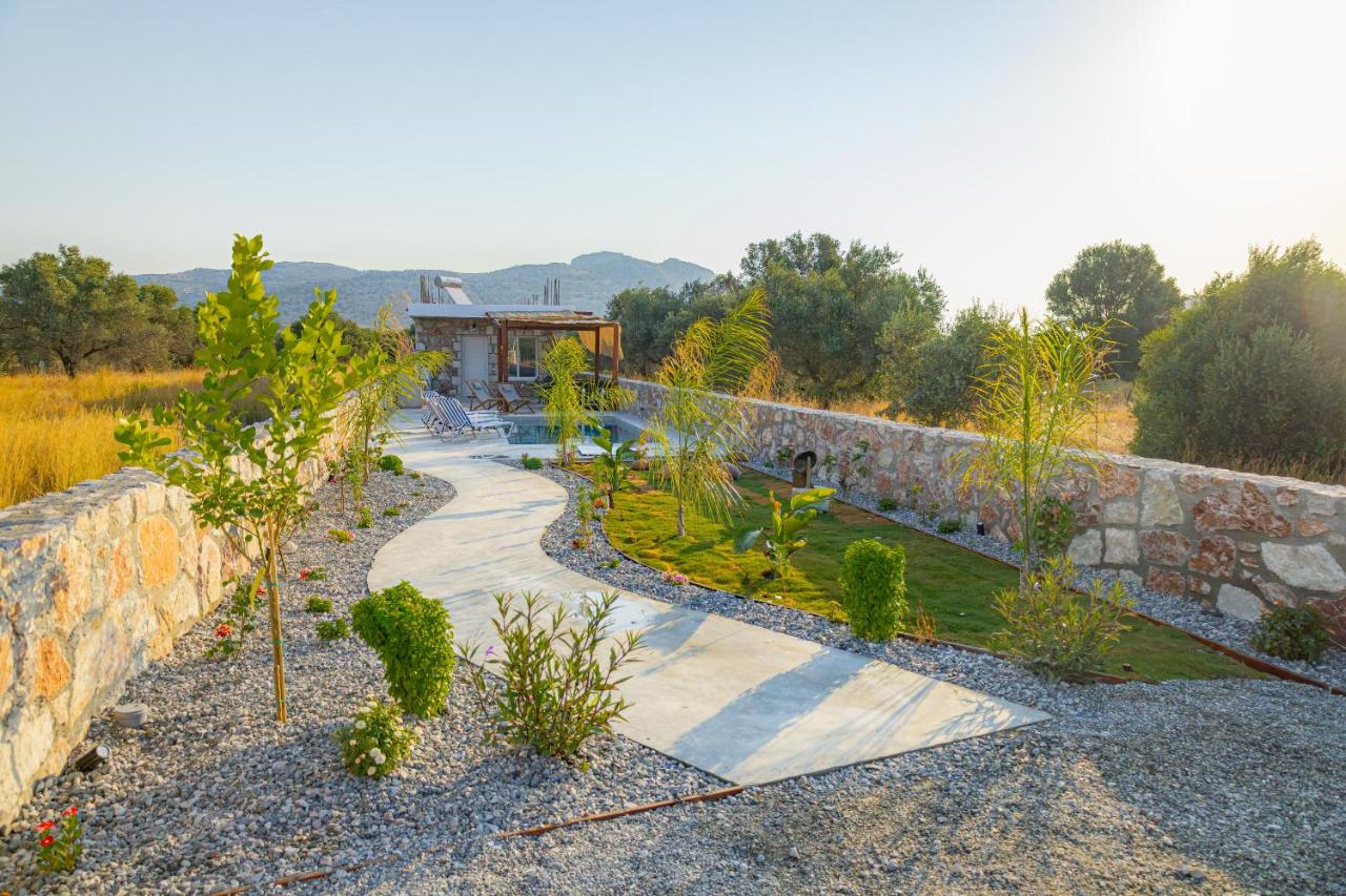 Villa Arti - B&B Haraki