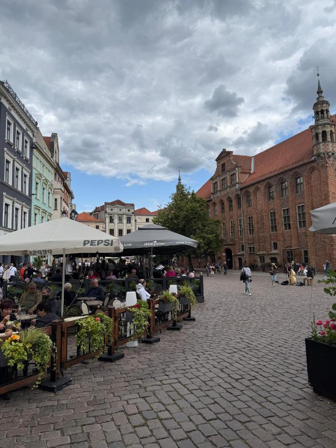 Staromiejski Salonik Harrego przy Rynku - B&B