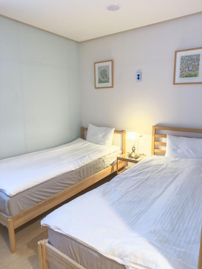 Twin Room with Private Bathroom