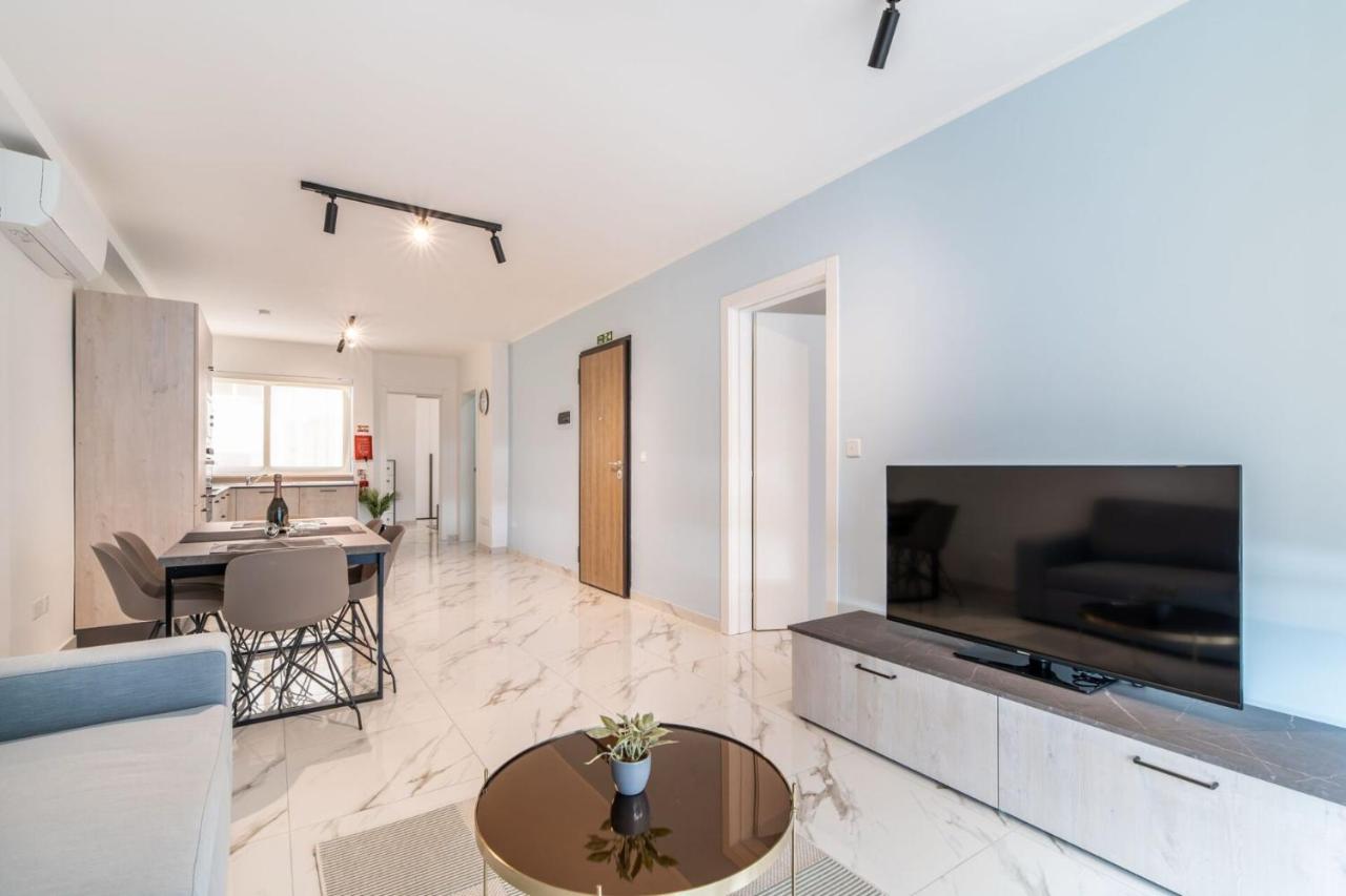Modern 2BR Escape in St Julians by Buena Vista - B&B San Julian's